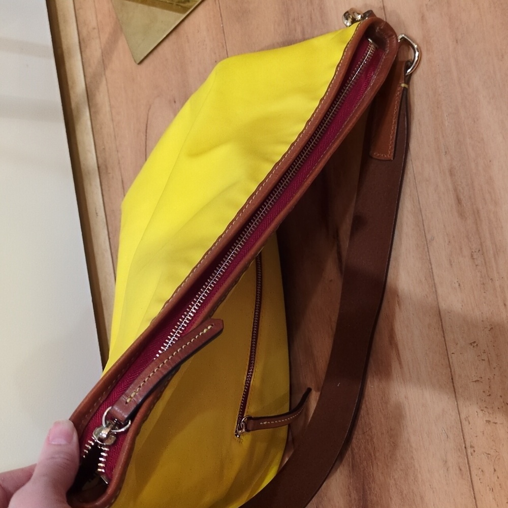 Dooney & Bourke EUC Yellow Nylon Wayfarer Hobo Purse W/ Matching Coin Pouch Bag - Picture 7 of 16